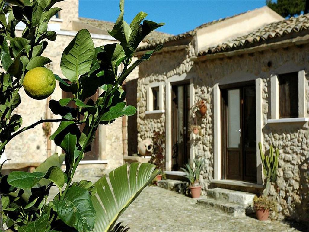 Agriturismo Baglio San Nicola Naro Eksteriør bilde